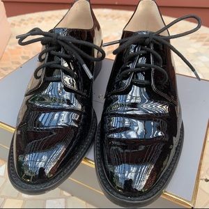 Louise et Cie Patent Leather Lace-up Black Loafer